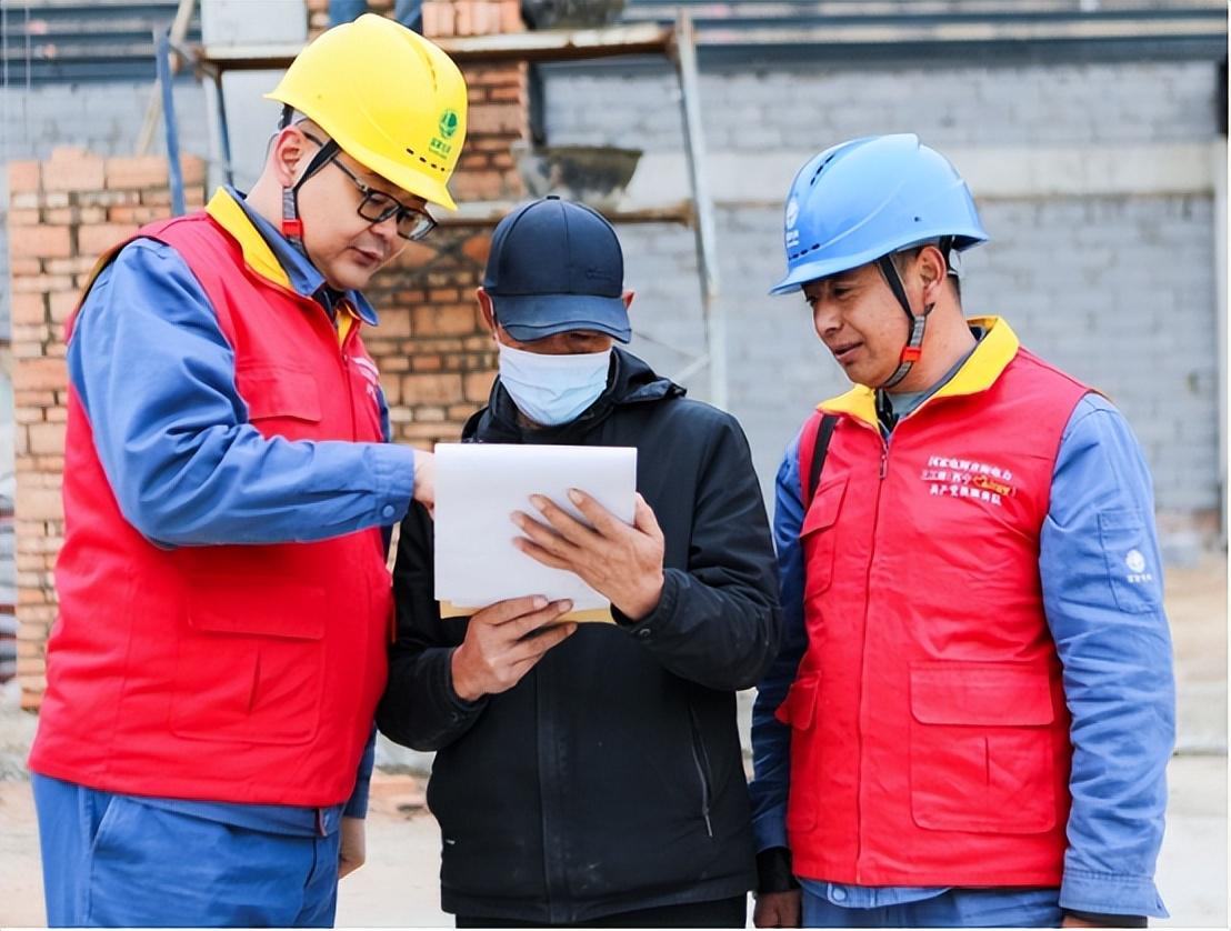 《全国统一电力市场发展规划蓝皮书》发布 专家：建议政府授权电网企业负责收购新能源保障性计划电