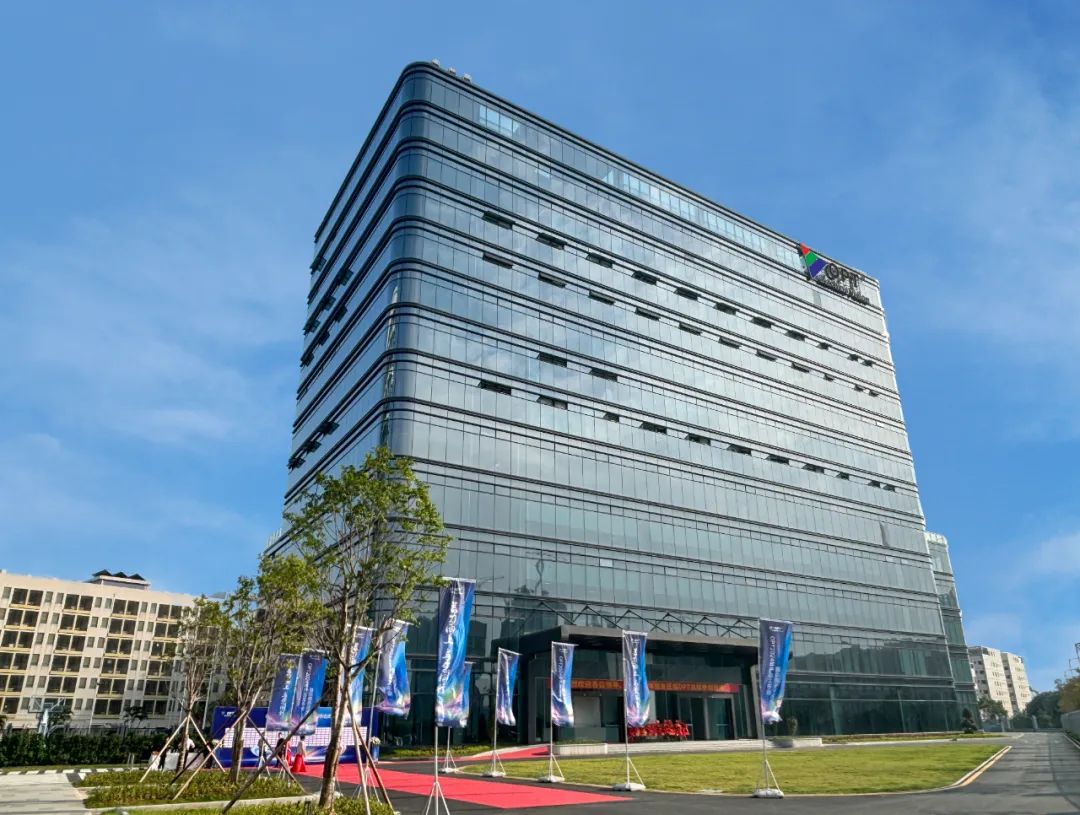 奥普特：机器视觉与机器人技术是现代自动化和智能制造中两个紧密相关且相辅相成的技术领域