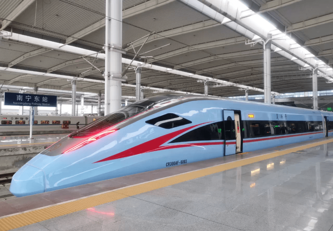 中国中车：通常动车组编组的数量为4辆、8辆、16辆或17辆