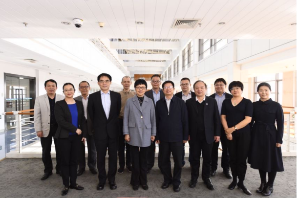 博思软件：公司电子凭证相关产品已在财政部、内蒙古、黑龙江、福建、厦门、青海、陕西、河北等省份应用，客户包括医院、高校在内等诸多行政事业单位