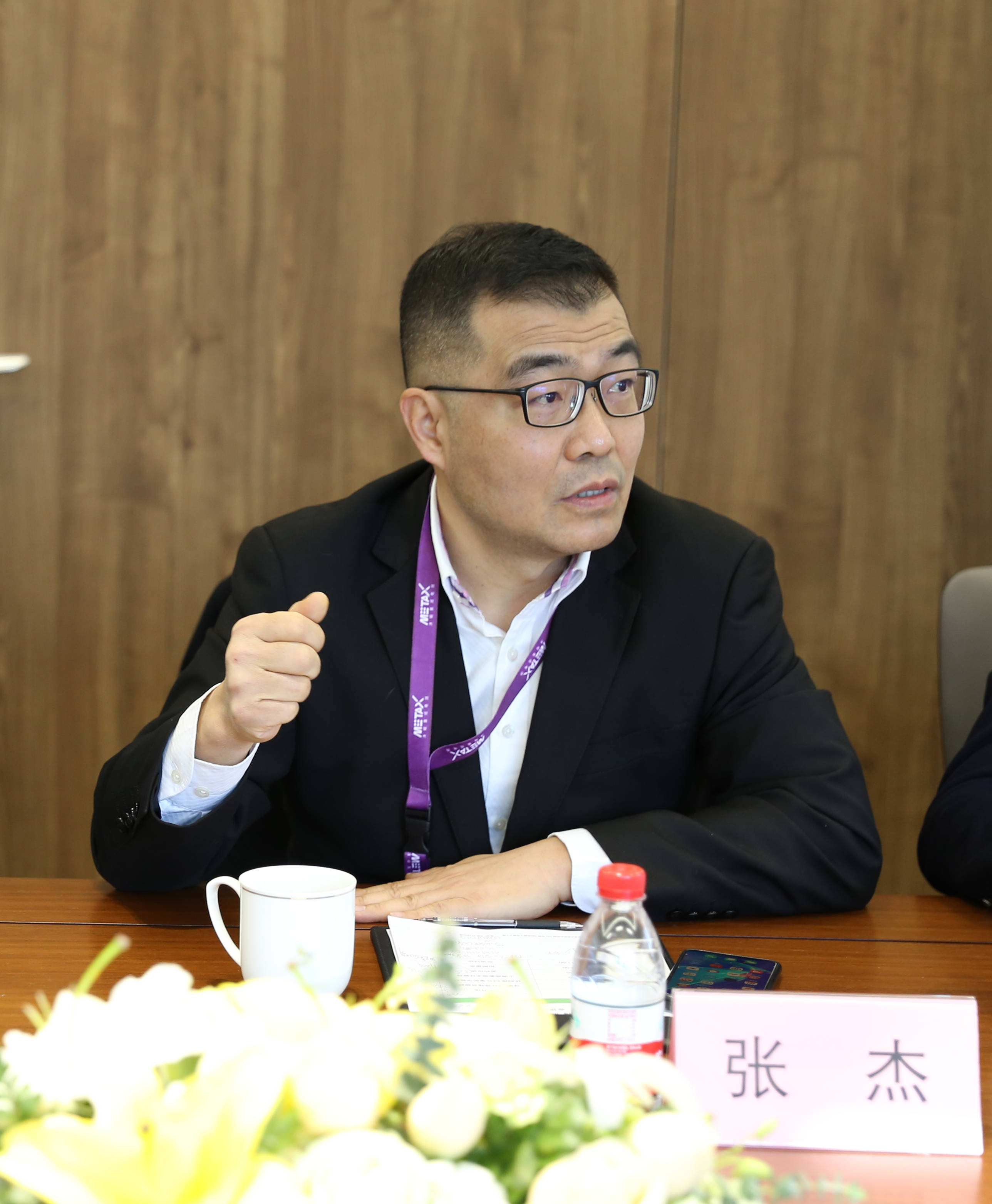 迈信林：公司目前对沐曦其他代理机构的具体代理范围及其他相关信息尚不了解