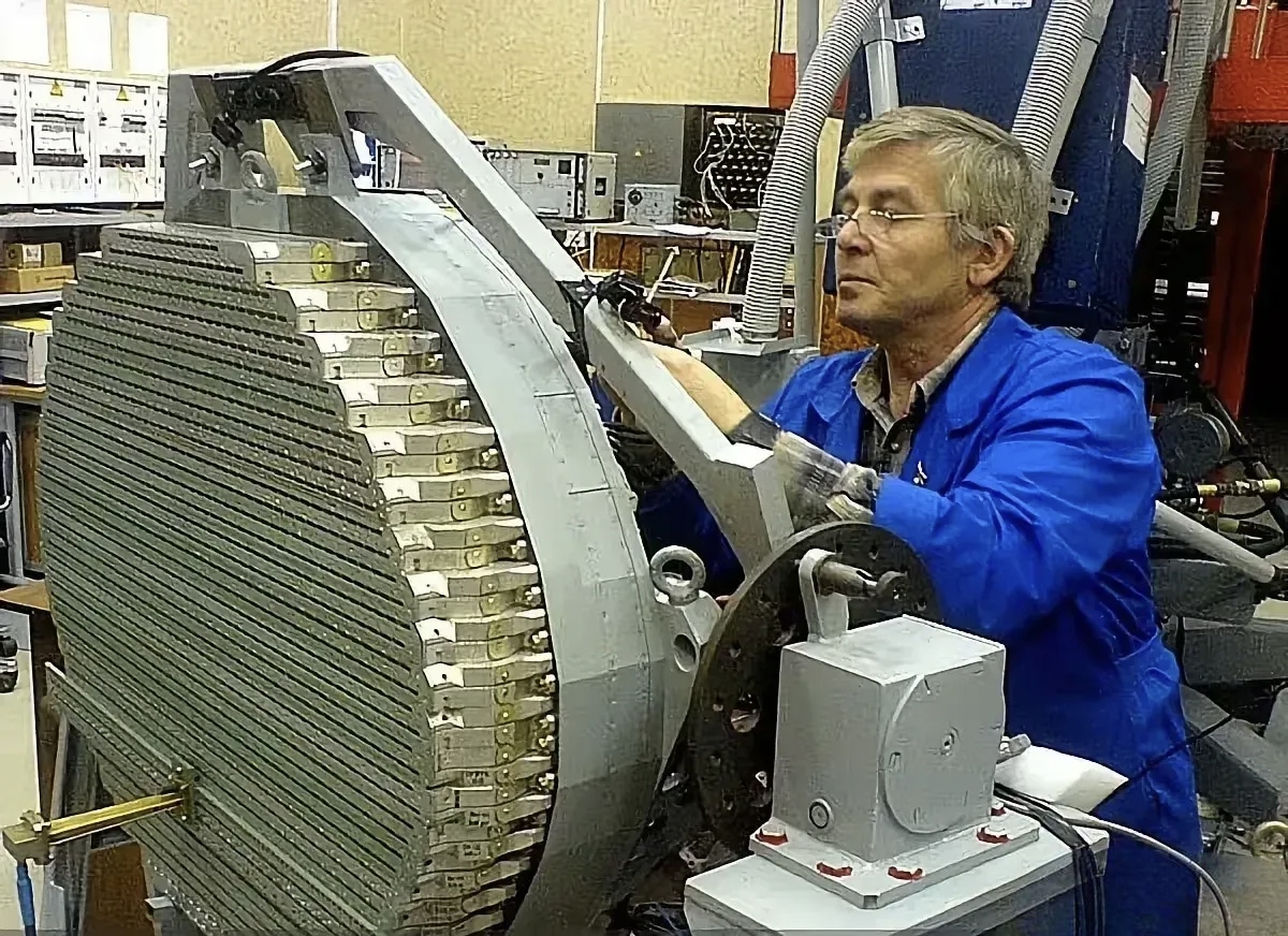 颀中科技：公司大力发展基于砷化镓、氮化镓、钽酸锂等第二代、第三代半导体材料的凸块制造与封测业务