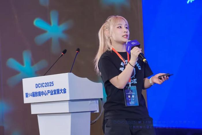 万润新能：公司按流程合规运营，各供应商价格不存在重大差异