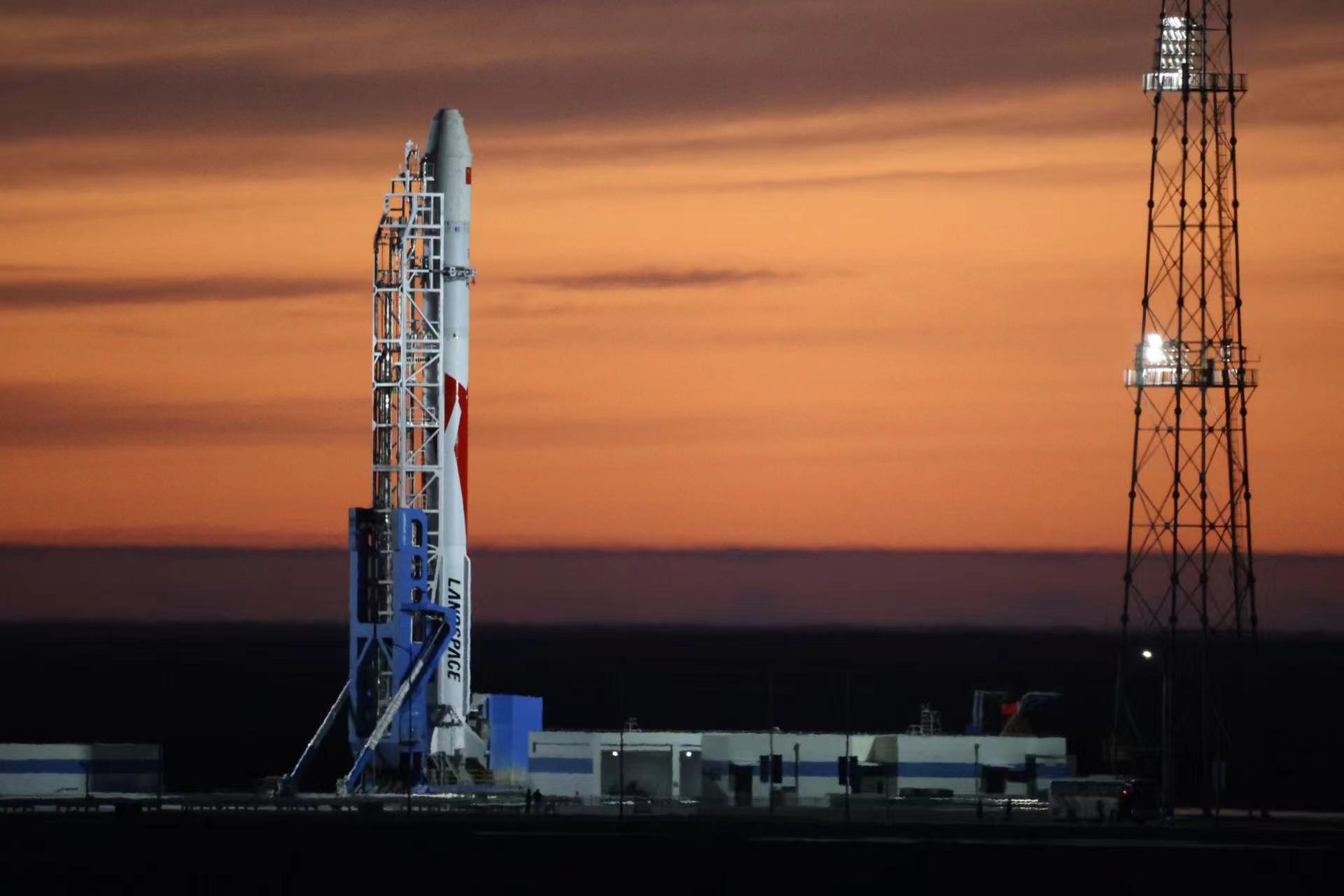 斯瑞新材：公司与蓝箭航天、九州云箭、深蓝航天等商业航天客户建立深度合作关系