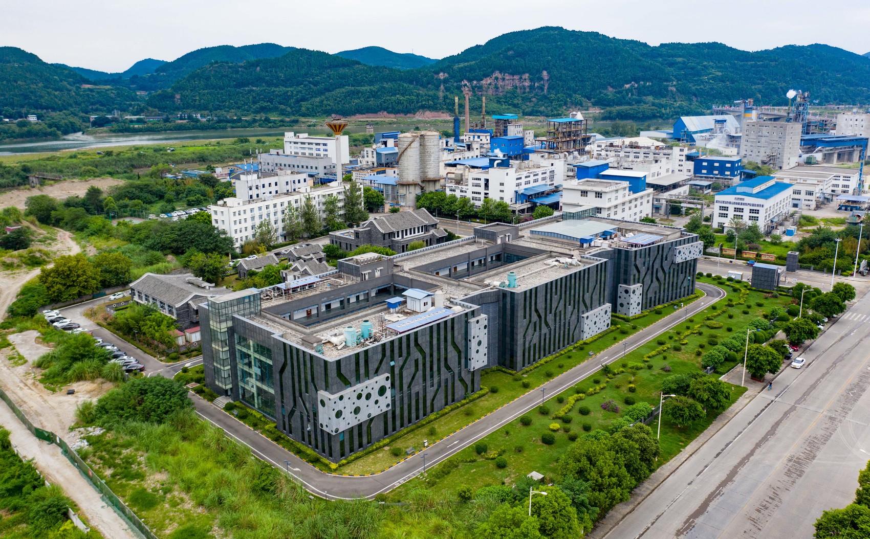 天齐锂业：深圳固锂预锂化实验室建设项目已竣工验收
