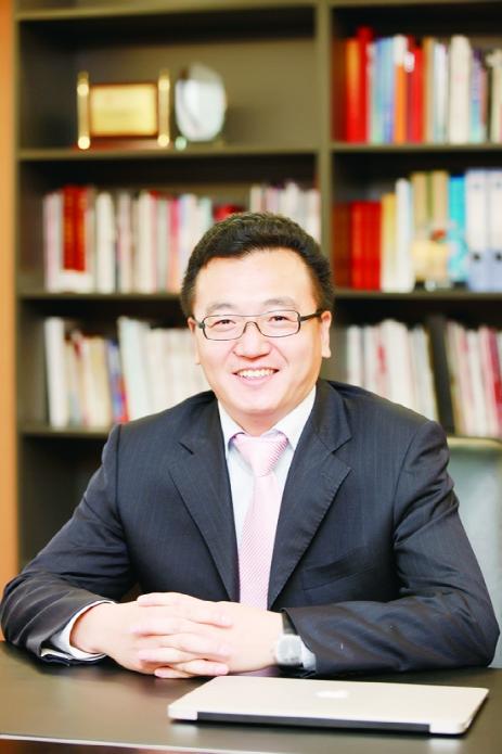 成都华微：6月18日接受机构调研，新华人寿、信达澳亚等多家机构参与