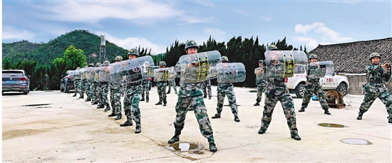 霍莱沃：深度参与网电攻防、无人智能、高超声速等新域新质作战能力建设