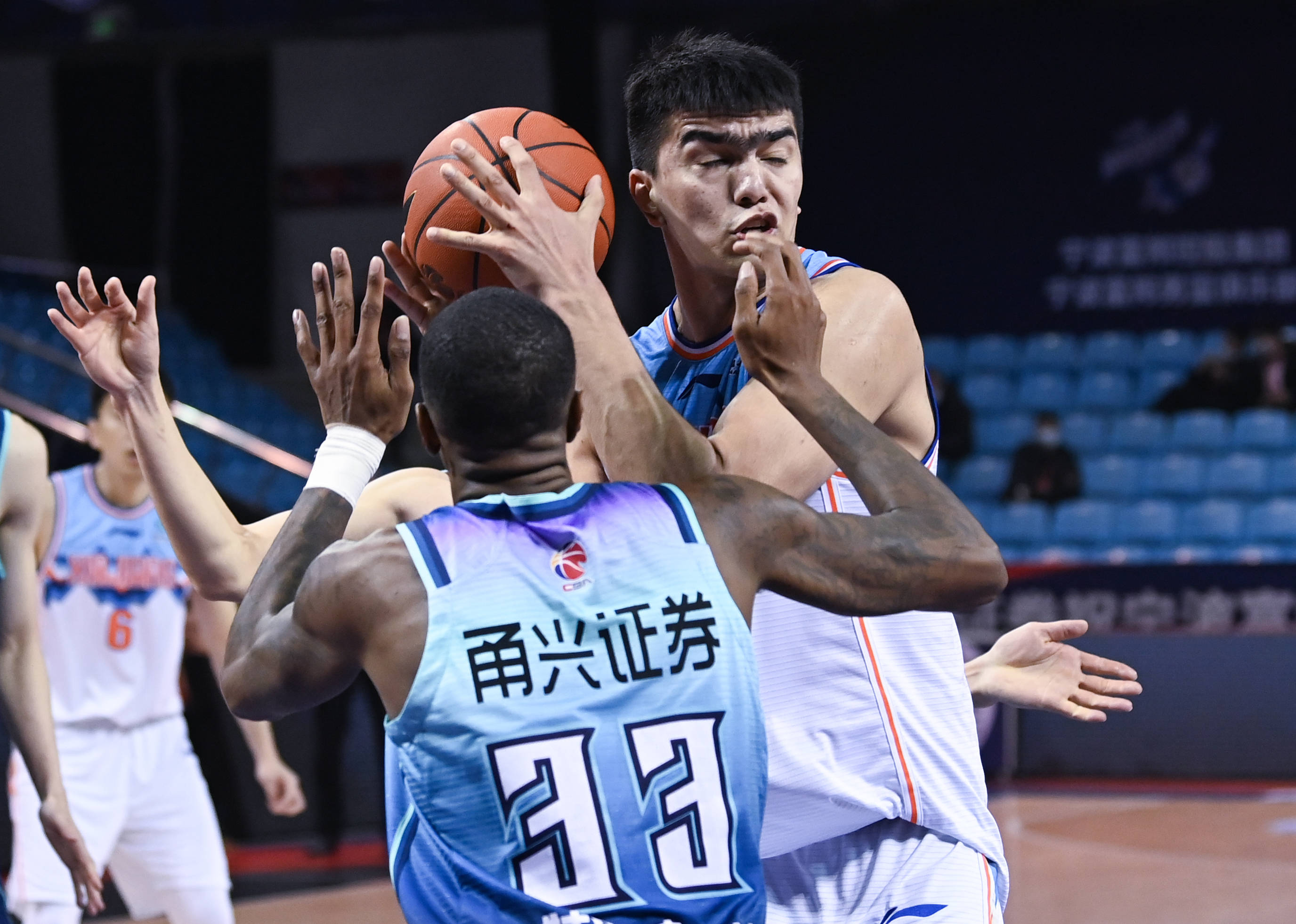 莱伯泰科：7月15日接受机构调研，甬兴证券参与