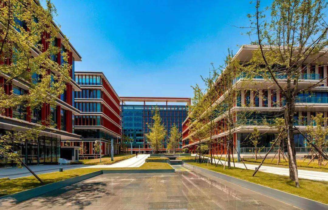 交控科技：公司目前与万勋科技（深圳）有限公司暂无业务合作