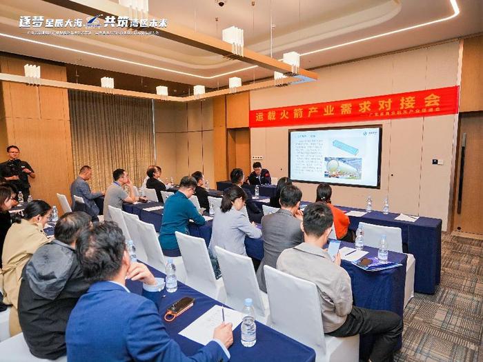 佩蒂股份：面对复杂的外部形式，公司将充分利用多国产能布局优势，和相关客户保持积极沟通，灵活调整各工厂的订单任务，以将影响降至最低