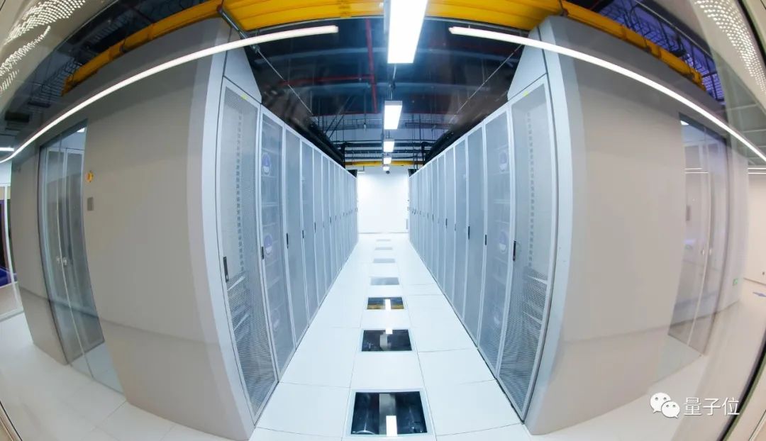 艾布鲁：公司已在江西建成算力规模为200PFlop/s的AI算力中心