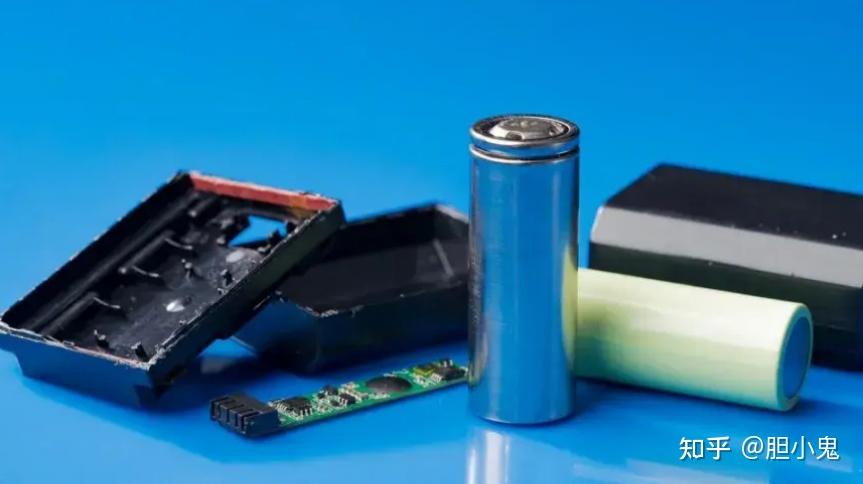 涨停雷达：六氟磷酸锂+电池铝箔坯料+固态电池+钠电池材料 深圳新星触及涨停