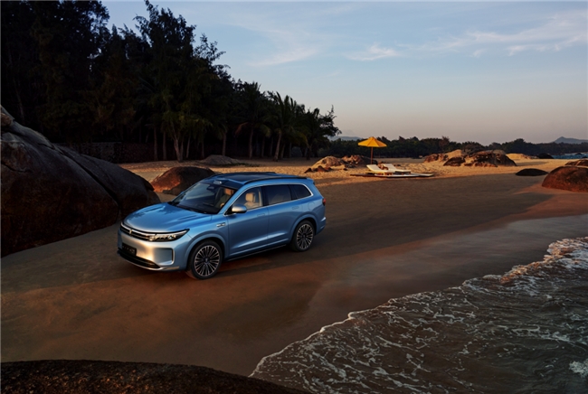 赛力斯港股上市获资本市场持续看好 西部证券：维持“买入”评级