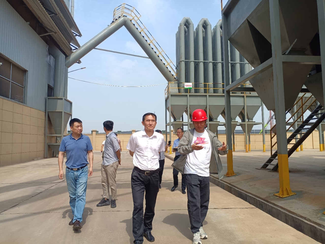 思瑞浦:11月10日接受机构调研,投资者、光大保德信参与