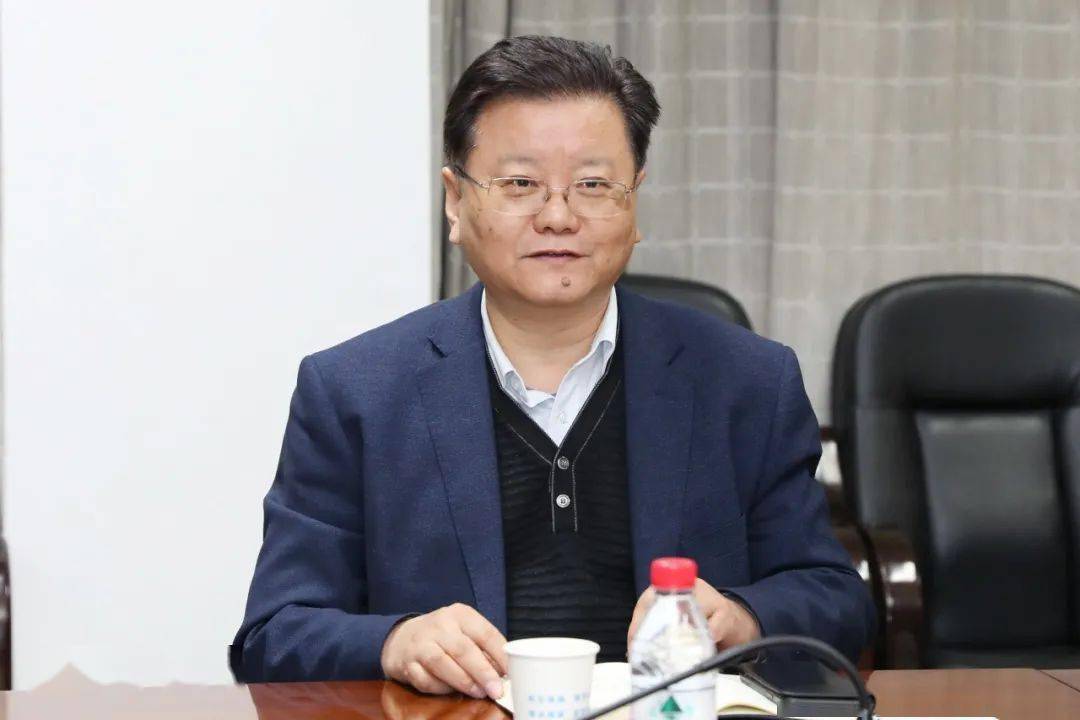 斯瑞新材：11月25日接受机构调研，包括知名机构磐耀资产的多家机构参与