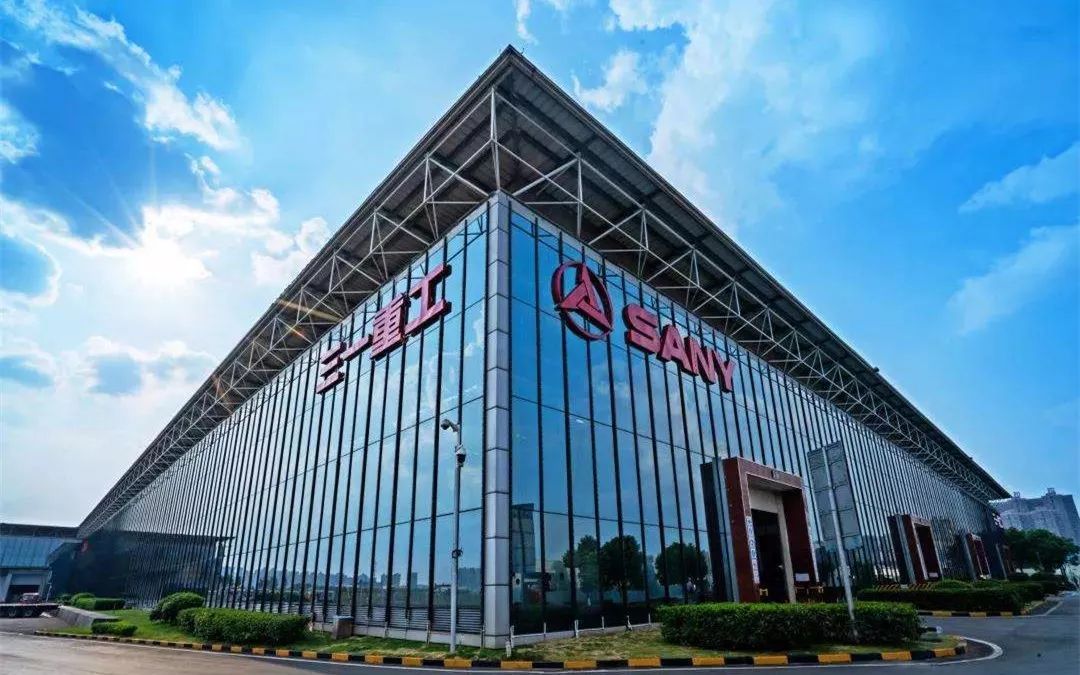 新吴光电：与第一大客户变更合作模式遭问询延期回复 变更前后受托加工业务毛利率走低