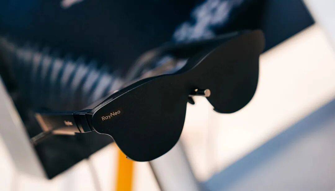 茅台金石基金、中国移动旗下基金入股AR眼镜研发商雷鸟创新