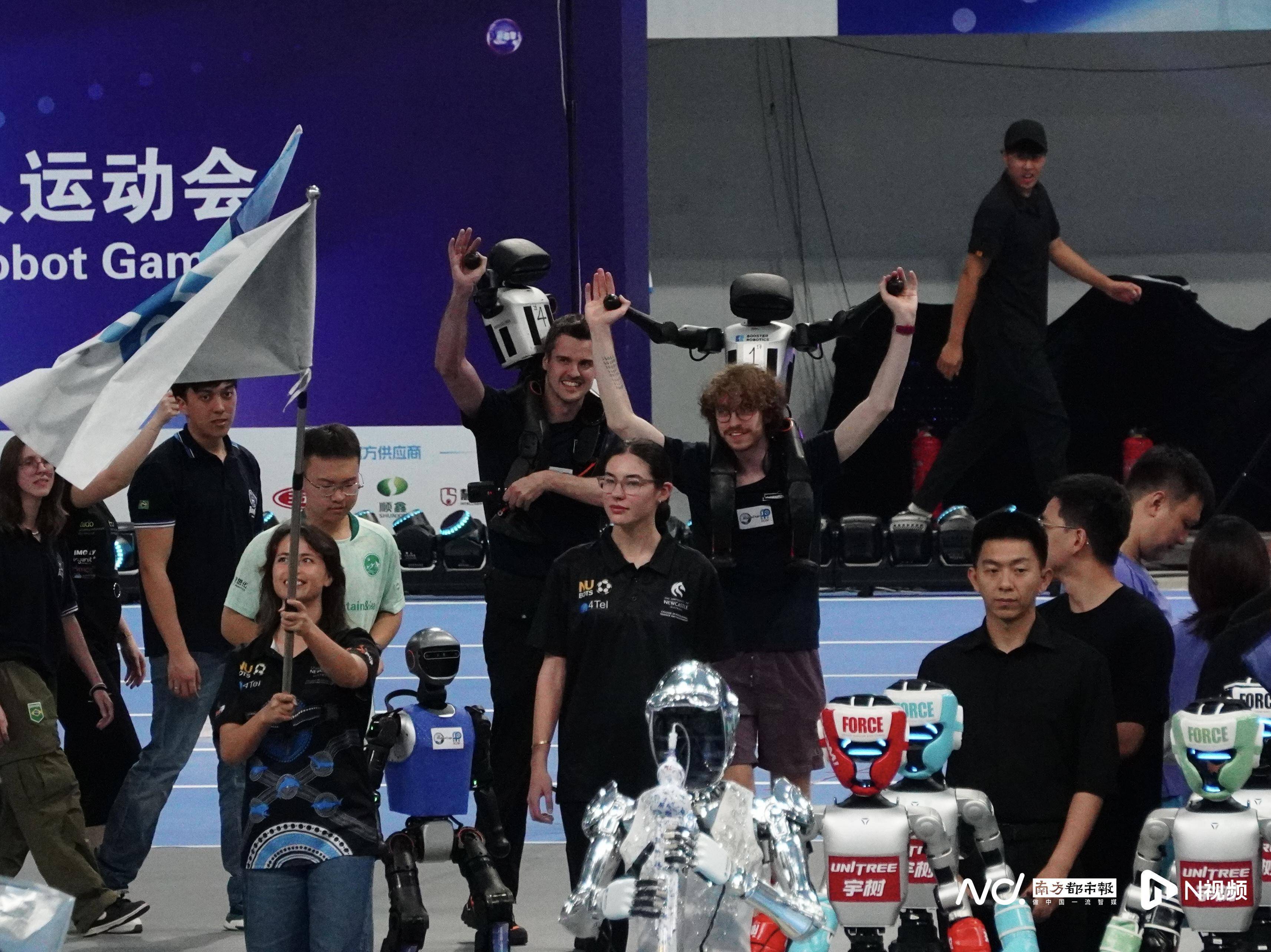 具身智能行业研究：宇树机器人演唱会惊艳伴舞，银河通用完成3亿美金融资