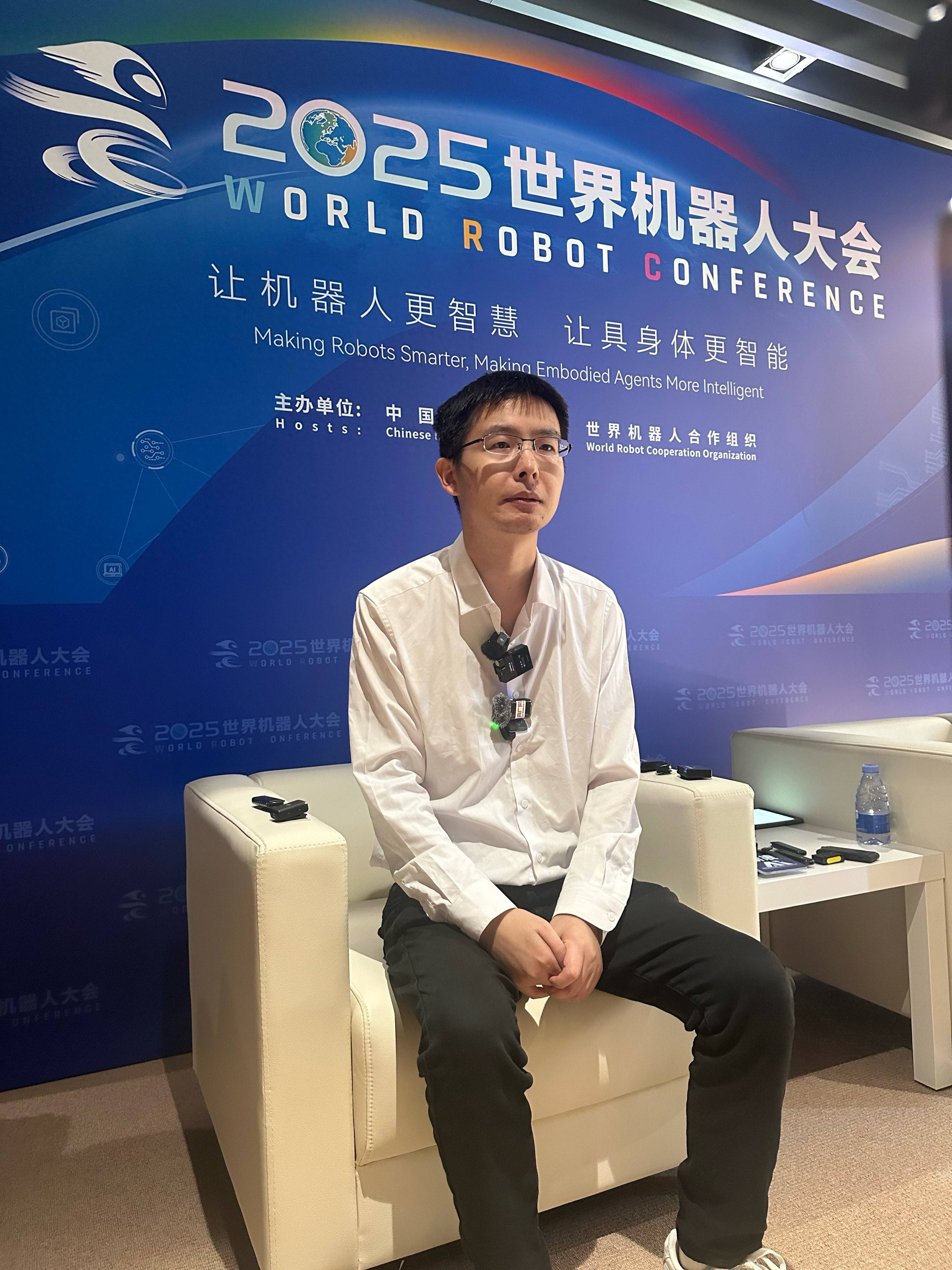 汽车零部件&机器人主线周报：智元“牵手”敏实，宇树发布新款四足机器狗